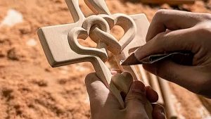 É preciso destruir e reconstruir o templo